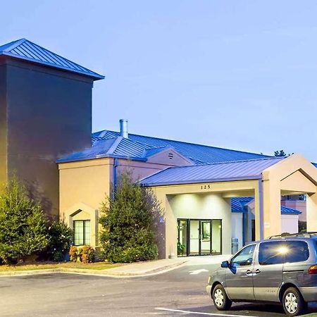 Rodeway Inn Austell Exteriör bild