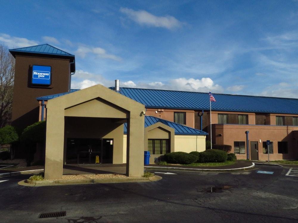 Rodeway Inn Austell Exteriör bild