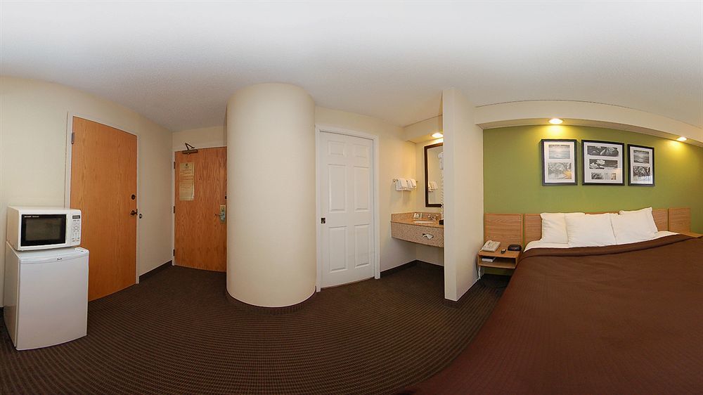 Rodeway Inn Austell Exteriör bild